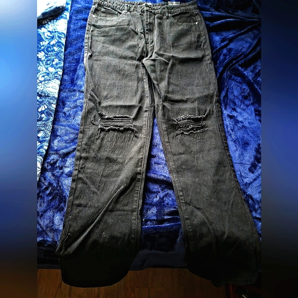 NWT women's black distressed denim bootcut - Picture 1 of 5